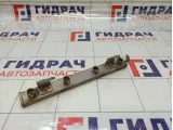 Рейка топливная (рампа) Renault Logan 2 175200117R