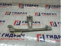 Стеклоподъемник механический задний правый Renault Logan 2 827202131R