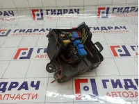 Блок предохранителей Renault Logan 2 243809584R