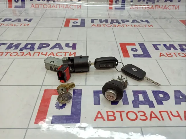Замок зажигания Renault Logan 2 487004438R