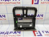 Накладка декоративная Renault Logan 2 682604797R.