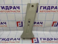 Обшивка средней стойки правой Renault Logan 2 769131624R.