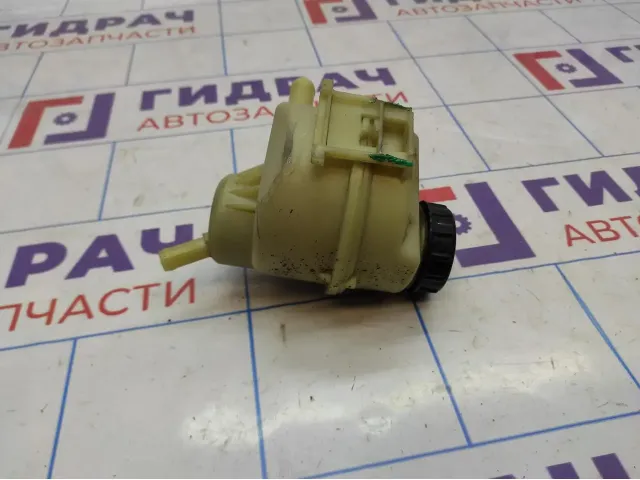 Бачок гидроусилителя Renault Logan 2 491803558R. Сломаны крепления.