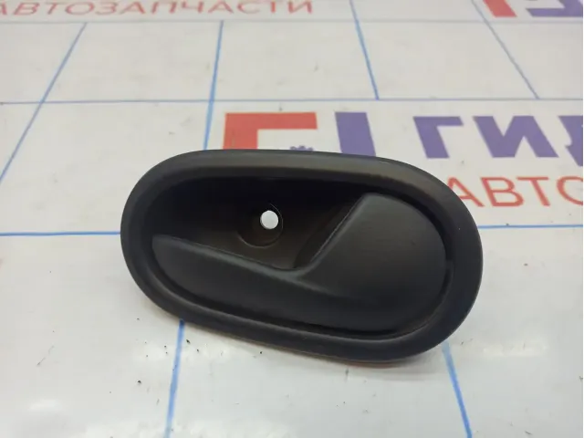 Ручка двери внутренняя правая Renault Logan 2 826721919R.