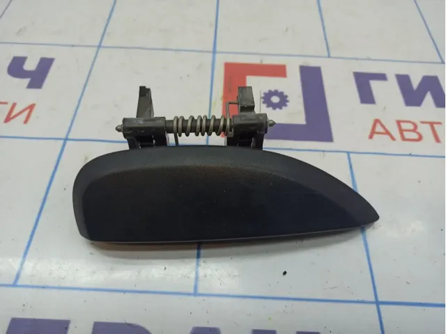 Ручка двери наружная правая Renault Logan 2 806067028R.