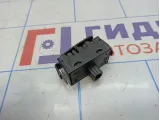 Кнопка аварийной сигнализации Renault Logan 2 252100502R.