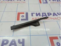 Накладка лобового стекла левая Renault Logan 2 668225143R.