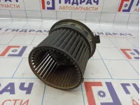 Моторчик отопителя Renault Logan 2 272100975R.