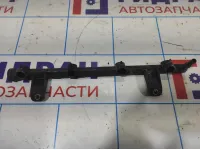 Рейка топливная (рампа) Renault Logan 2 8200494284.