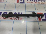 Рейка топливная (рампа) Renault Logan 2 8200494284.