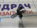 Датчик положения коленвала Renault Logan 2 8200772182.