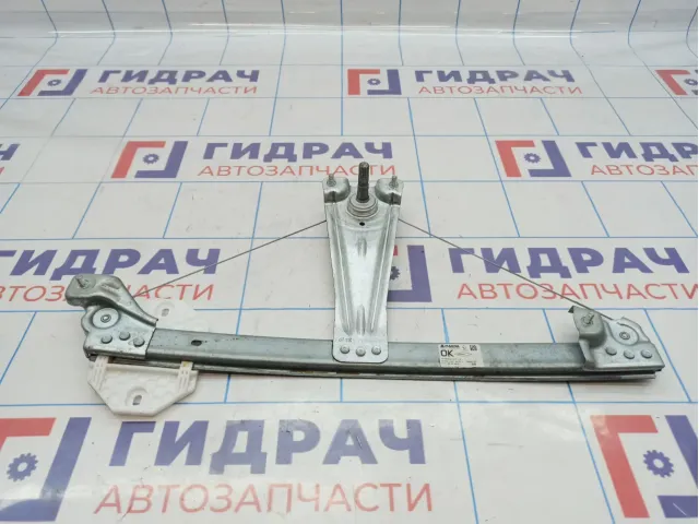 Стеклоподъемник задний правый Renault Logan 2 827202131R. Механический.