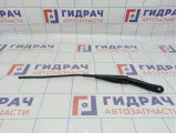 Поводок стеклоочистителя передний правый Renault Logan 2 288869727R. Царапины.