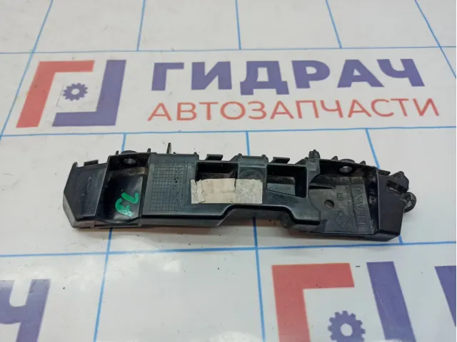 Кронштейн переднего бампера левый Renault Logan 2 622232288R. Дефект.