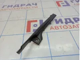Накладка лобового стекла правая Renault Logan 2 668223701R.