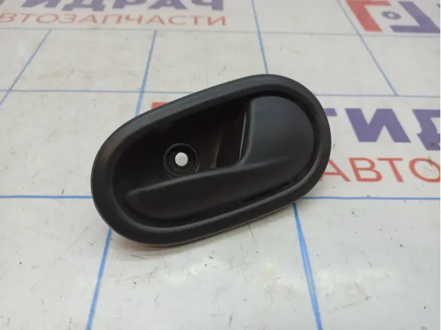 Ручка двери внутренняя правая Renault Logan 2 826721919R.