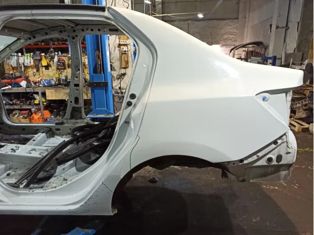 Крыло заднее левое Renault Logan 2 . Красилось.Ремонтировалось.Дефект.