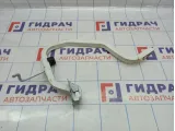 Петля крышки багажника правая Renault Logan 2 904002721R.