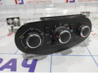 Блок управления отопителем Renault Logan 2 275101698R.