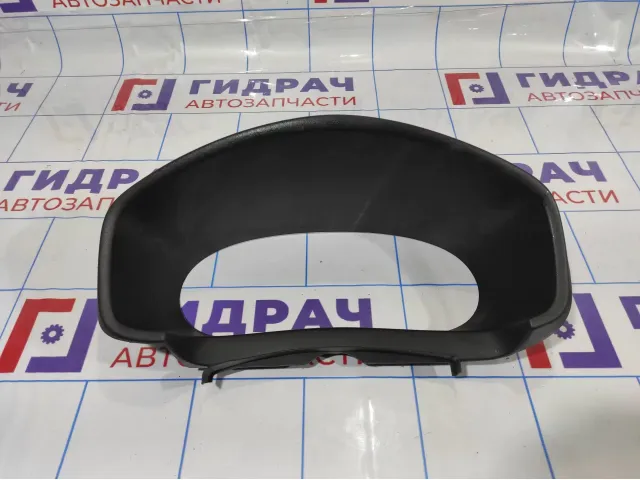 Накладка декоративная панели приборов Renault Logan 2 682401394R.