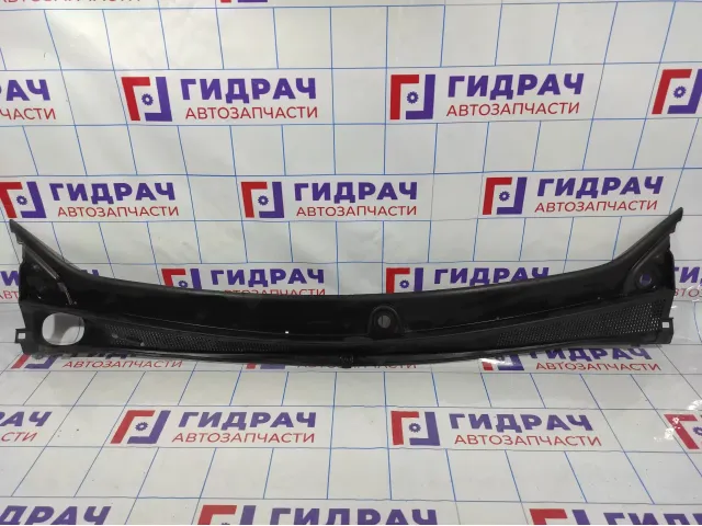 Решетка под лобовое стекло Renault Logan 2 668115673R.