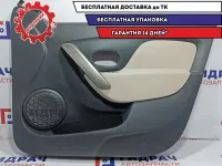 Обшивка двери передней правой Renault Logan 2 809007480R. Царапины.