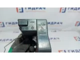 Замок двери передней правой Renault Logan 2 805022808R.
