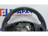 Рулевое колесо Renault Logan 2 484007253R. Потертость. Дефект накладки.