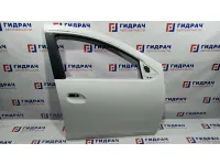 Дверь передняя правая Renault Logan 2 801008681R. Сколы.