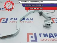 Петля крышки багажника левая Renault Logan 2 904015781R.