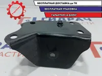 Кронштейн задней балки правый Renault Logan 2 6001547890.