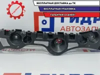 Кронштейн заднего бампера правый Renault Logan 2 850445346R. Дефект, сломано крепление.