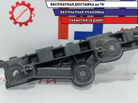 Кронштейн переднего бампера правый Renault Logan 2 622221938R.