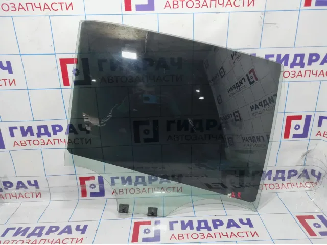 Стекло двери задней правой Renault Logan 2 823008827R