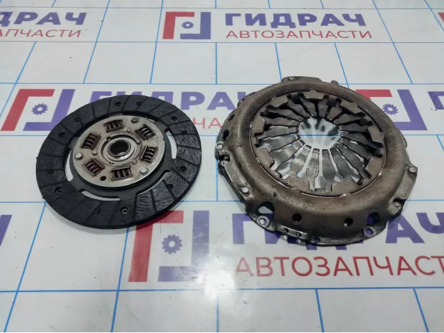 Корзина сцепления с диском Renault Logan 2