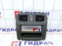 Накладка декоративная Renault Logan 2 682604797R