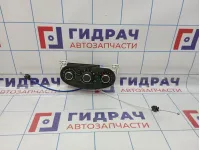Блок управления отопителем Renault Logan 2 275106764R