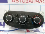 Блок управления отопителем Renault Logan 2 275106764R