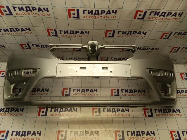 Бампер передний Renault Logan 2 620220494R