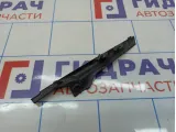 Накладка лобового стекла левая Renault Logan 2 668225143R