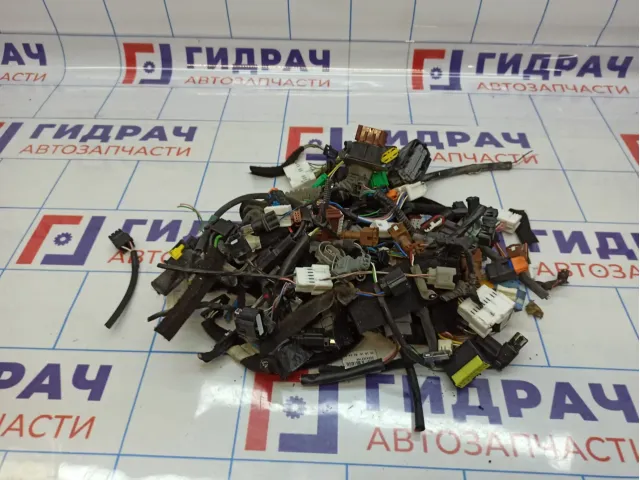 Фишка (разъем) Renault Logan 2