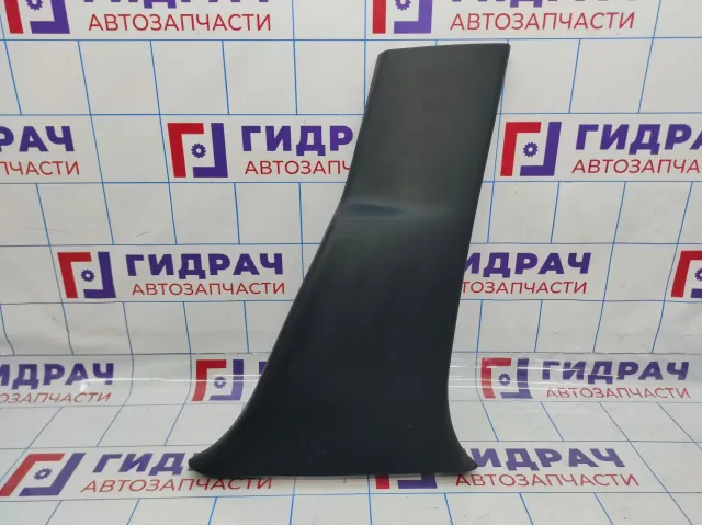 Обшивка стойки средней правой нижняя Renault Megane 2 8200165366