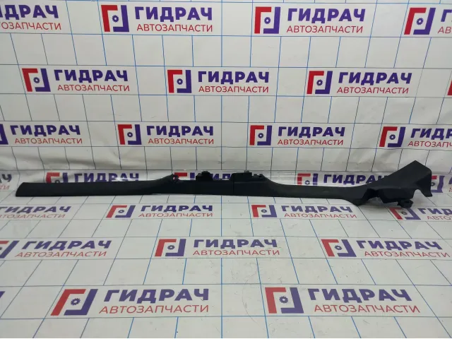 Накладка на порог внутренняя правая Renault Megane 2 8200165409