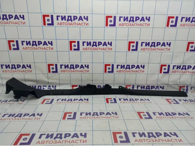 Накладка на порог внутренняя левая Renault Megane 2 8200165393