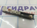 Механизм регулировки ремня безопасности Renault Megane 2 8200687449