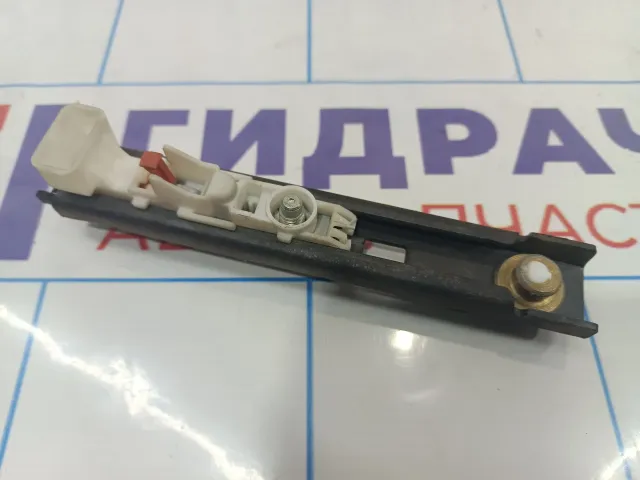 Механизм регулировки ремня безопасности Renault Megane 2 8200687449