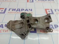 Кронштейн генератора Renault Megane 2 8200357679