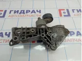 Кронштейн генератора Renault Megane 2 8200357679