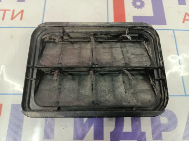 Решетка вентиляционная Renault Megane 2 7700838358