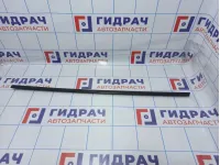 Накладка стекла двери передней левой наружняя Renault Megane 2 7701474537